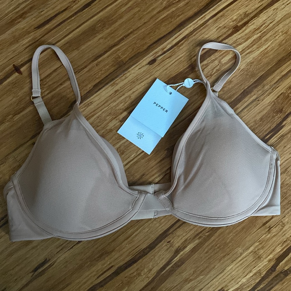 NWT Pepper All You Classic Bra, 34B color Fawn